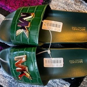 Michael Kors Gilmore Slide size 8